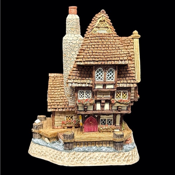 David Winter Other - David Winter-Harbormaster’s Watch Tower Figurine Collectible Cottage- Brown/Tan